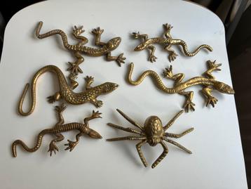 Vijf koperen salamanders en een spin beschikbaar voor biedingen