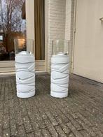 2x Polyester Windlichten / Olielampen - 68cm, Ophalen, Kunststof, 50 tot 75 cm, Wit