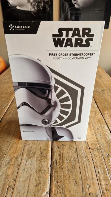 UBTech Star Wars First Order Storm Trooper beschikbaar voor biedingen