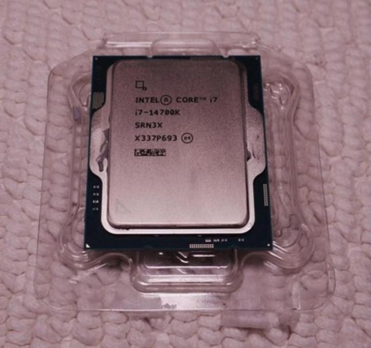 I7-14700k, Computers en Software, Processors, Zo goed als nieuw, Ophalen of Verzenden