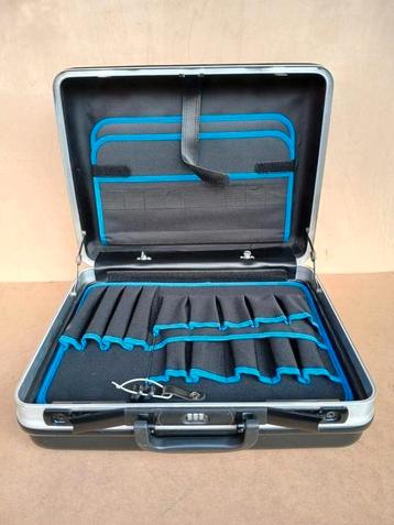 B&W International 114.02 gereedschapskoffer  beschikbaar voor biedingen