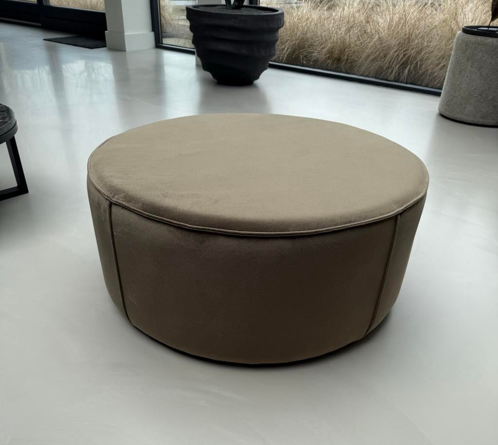 Luxe poef taupe, Ophalen, Rond, 75 tot 100 cm, Zo goed als nieuw
