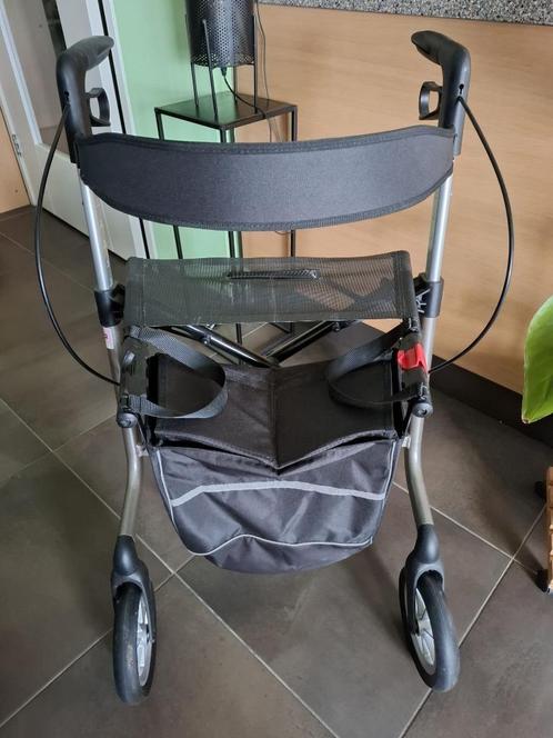Rollator merk Streamer NIEUWSTAAT, Diversen, Rollators, Zo goed als nieuw, Lichtgewicht, Opvouwbaar, Ophalen