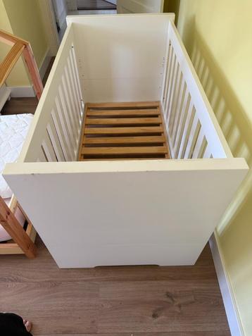Babybed / kinderbed met spijlen – 150 cm beschikbaar voor biedingen