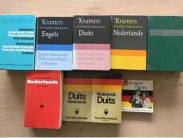 VERSCHILLENDE WOORDENBOEKEN ZOWEL FRANS,DUITS,ENGELS,NEDERLA beschikbaar voor biedingen