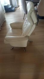 Draaifauteuil van wit leer, Huis en Inrichting, Fauteuils, Ophalen, Zo goed als nieuw, 50 tot 75 cm, Leer