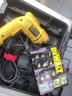 Elektronische Dewalt boormachine in koffer. Als nieuw., Doe-het-zelf en Verbouw, Ophalen of Verzenden, Zo goed als nieuw, 600 watt of meer