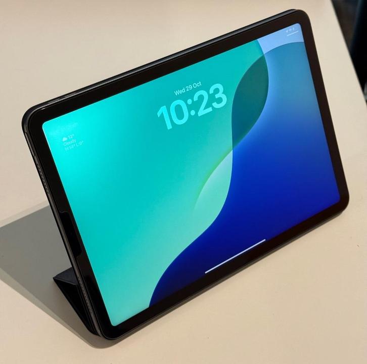 iPad Air 4th Gen + Folio Cover + Apple Pencil 2nd Gen, Computers en Software, Apple iPads, Zo goed als nieuw, Apple iPad Air, Wi-Fi