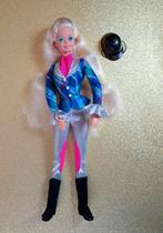 Mattel ruiter Barbie en verzorgingset paard 1990s, Ophalen of Verzenden, Zo goed als nieuw, Pop