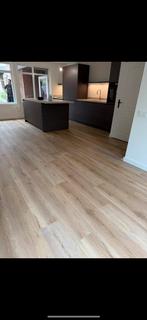 Vloer laten leggen door Coverstairs and Floors, Doe-het-zelf en Verbouw, Vloerdelen en Plavuizen, Overige materialen, 30 cm of meer