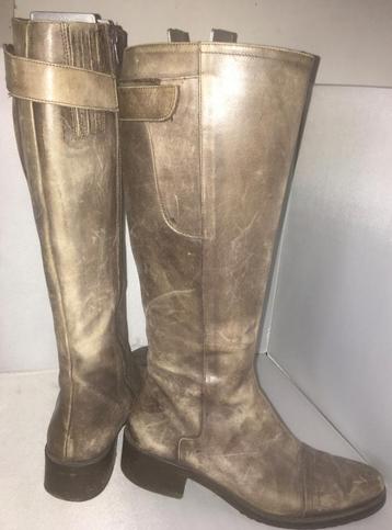 Comfortabele taupe geheel leren laarzen maat 37 beschikbaar voor biedingen