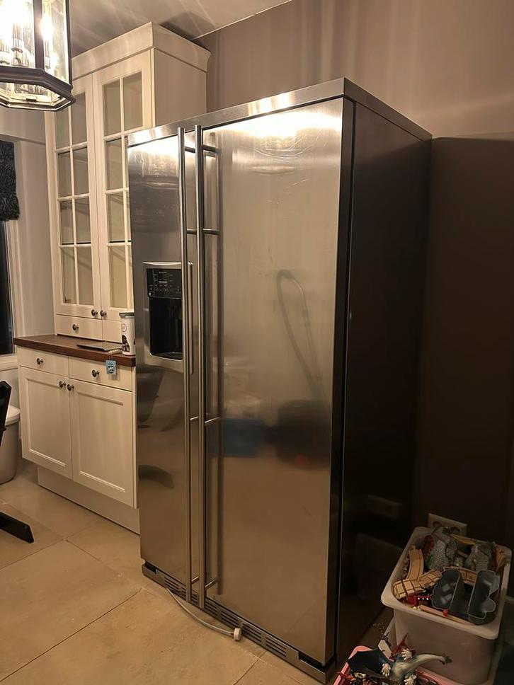 Gebruikte Ijskast en vriezer - Koel en Vries Combinatie, Witgoed en Apparatuur, Waterkoelers, Gebruikt, Ophalen