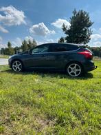 Ford Focus 1.6 Ecoboost Titanium 134KW 4D 2012 Grijs, Auto's, 1596 cc, 4 cilinders, Handgeschakeld, Particulier