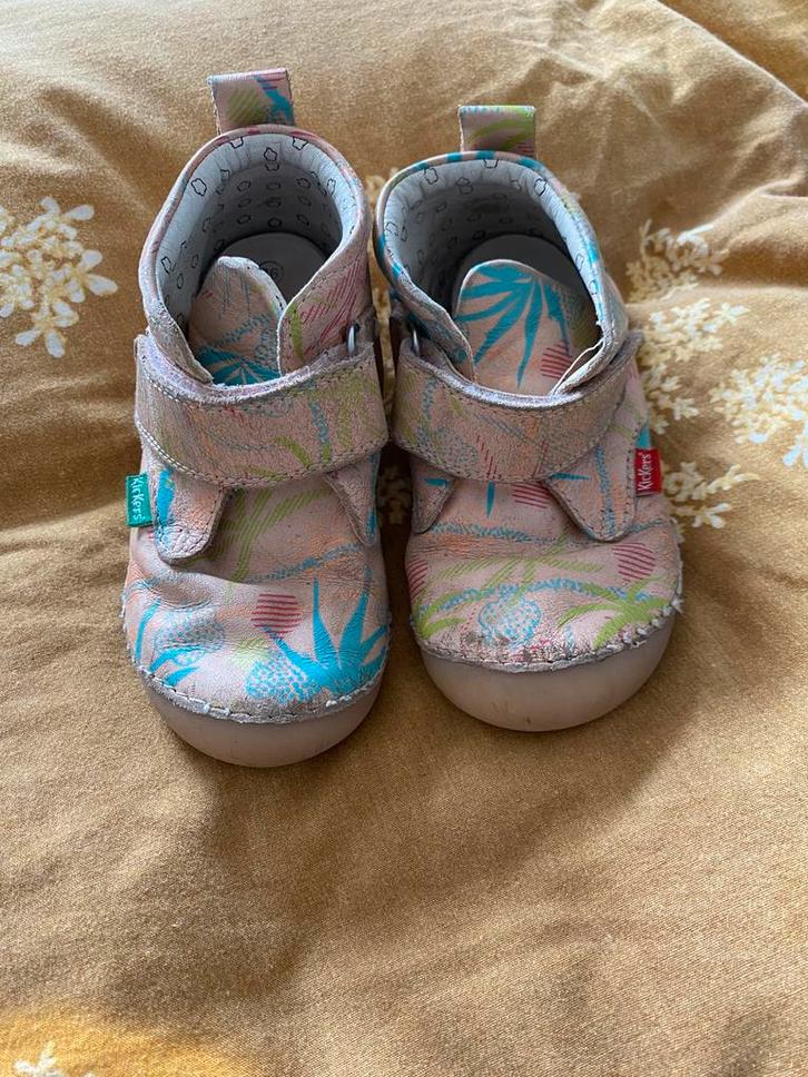 Kickers schoenen maat 26, Kinderen en Baby's, Kinderkleding | Schoenen en Sokken, Zo goed als nieuw, Schoenen, Meisje, Ophalen of Verzenden