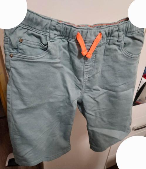 Leuke Hema korte broek, Maat: 146-152, Kinderen en Baby's, Kinderkleding | Maat 146, Zo goed als nieuw, Jongen, Broek, Ophalen of Verzenden