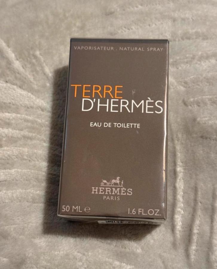 Hermès Terre d'Hermès Eau de Toilette 50ml, Sieraden, Tassen en Uiterlijk, Uiterlijk | Parfum, Nieuw, Ophalen of Verzenden