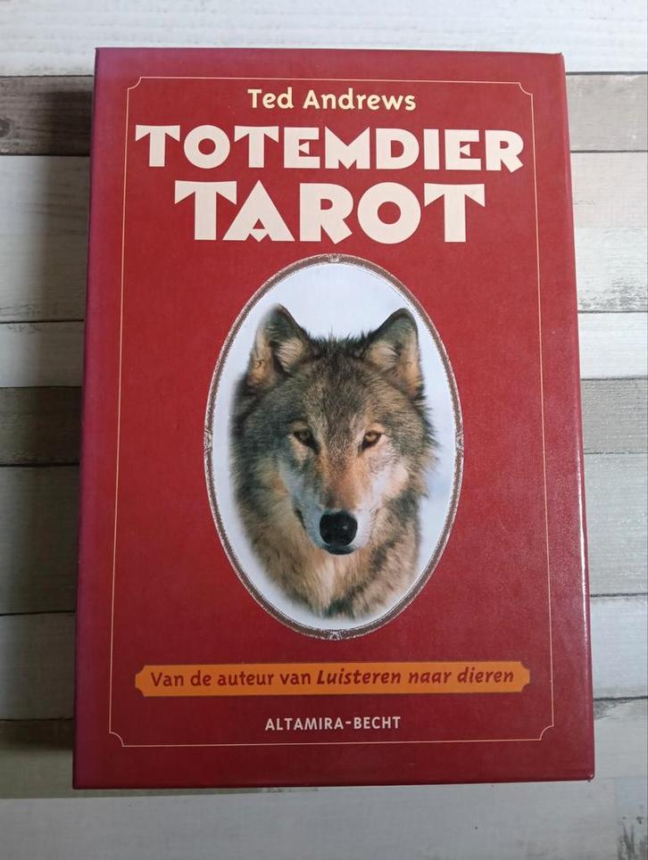 T. Andrews - Totemdier tarot inclusief boek, Boeken, Esoterie en Spiritualiteit, Gelezen, Overige typen, Tarot of Kaarten leggen