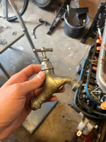 Kraan rvs nieuwe rubbers nodig beschikbaar voor biedingen