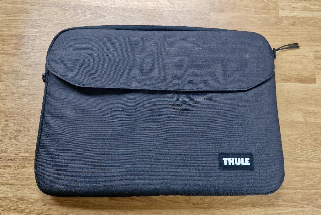 Laptophoes 14 inch Macbook - ongebruikt - Thule, Ophalen of Verzenden, 14 inch, Nieuw