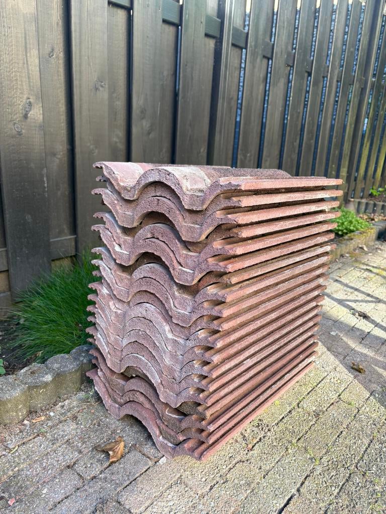 Rode RBB Neroma dakpannen, Ophalen, Gebruikt, Steen of Klei, Minder dan 5 m²