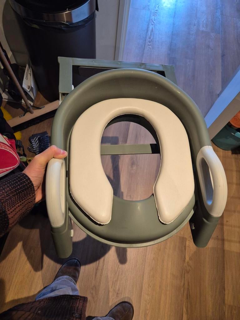 Kids4u wc zitverkleiner peuter met trapje, Ophalen of Verzenden, Zo goed als nieuw