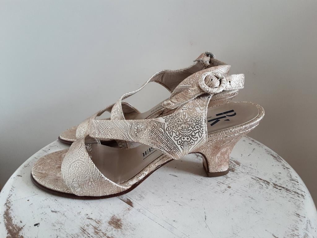 PETER KAISER schoenen sandalen maat 4(37), Kleding | Dames, Schoenen, Peter Kaiser, Beige, Zo goed als nieuw, Sandalen of Muiltjes