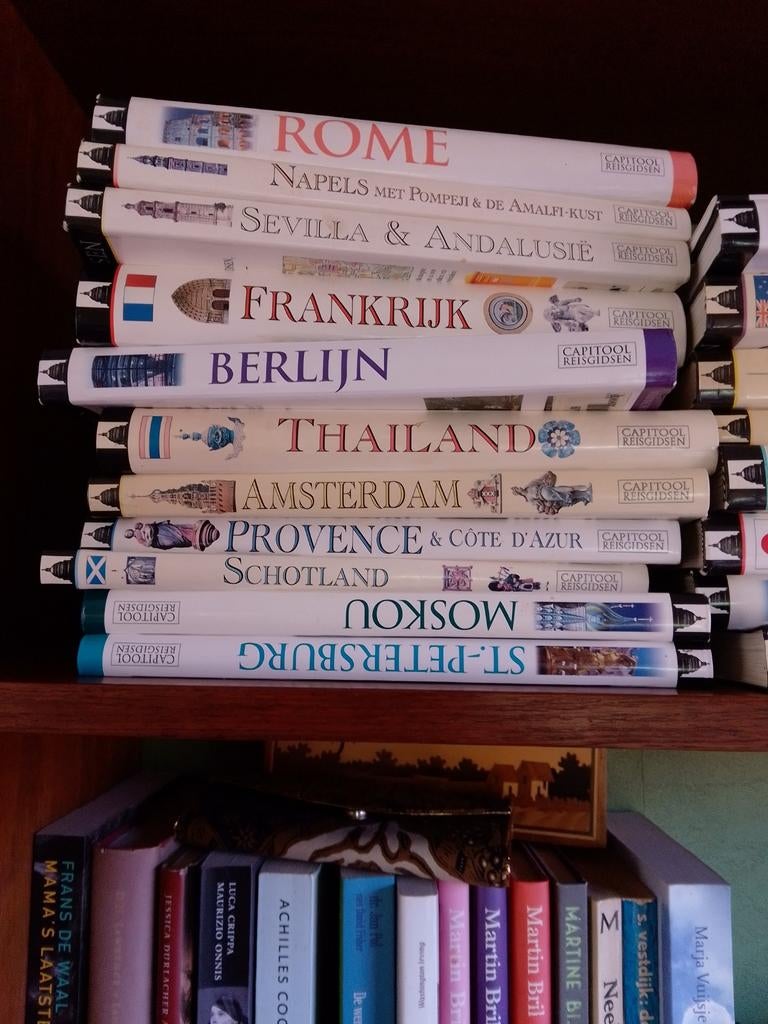 Capitool Reisgidsen, Boeken, Reisgidsen, Gelezen, Capitool, Ophalen of Verzenden, Reisgids of -boek