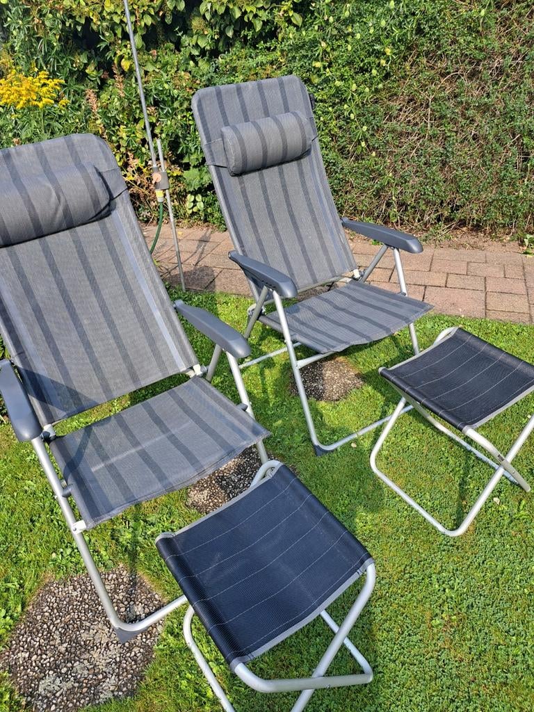 Westfield 2 campingstoelen met voetenbankje, Caravans en Kamperen, Ophalen, Gebruikt, Campingstoel