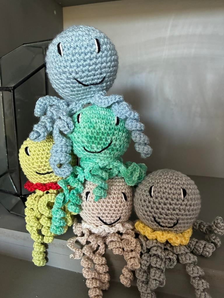 Gehaakte octopus, Ophalen of Verzenden, Zo goed als nieuw, Haken, Overige typen