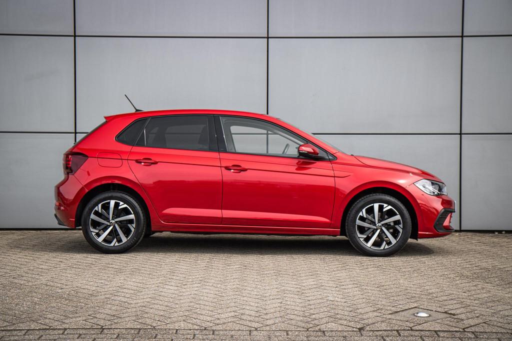 Volkswagen Polo 1.0 TSI 95pk Life | Achteruitrijcamera | App, Auto's, Voorwielaandrijving, 12 maanden, Stof, Gebruikt
