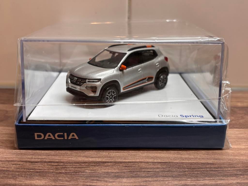 Dacia Spring Gris Eclair Norev 1:43, Hobby en Vrije tijd, Modelauto's | 1:43, Ophalen of Verzenden, Nieuw, Auto, Norev