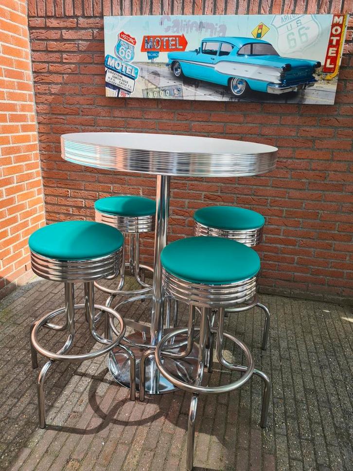 FIFTIES SIXTIES AMERIKAANSE BARKRUKKEN BEL AIR BARTAFEL, Huis en Inrichting, Barkrukken, Zo goed als nieuw, 60 tot 90 cm, Metaal
