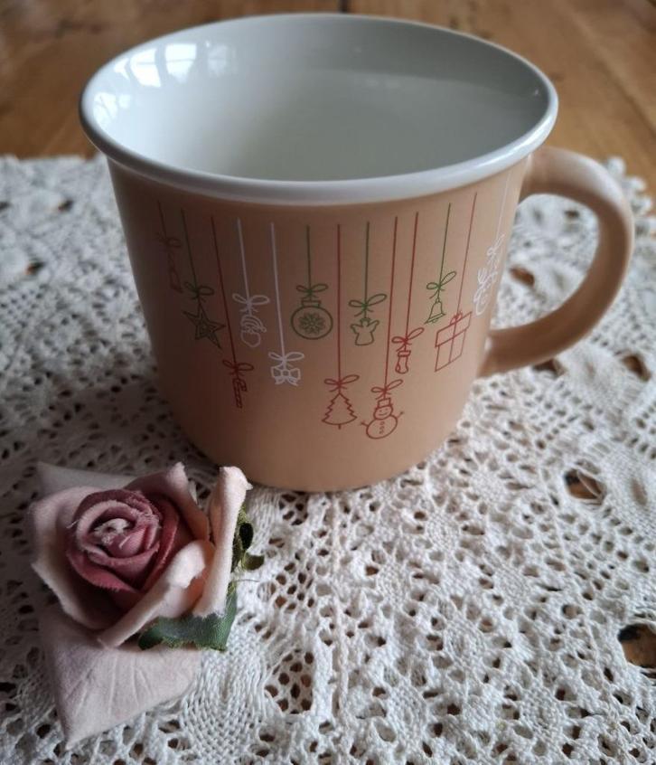 Franse Maison Bleu,  KERST mok, afbeelding kersthangers, Diversen, Kerst, Zo goed als nieuw, Ophalen of Verzenden