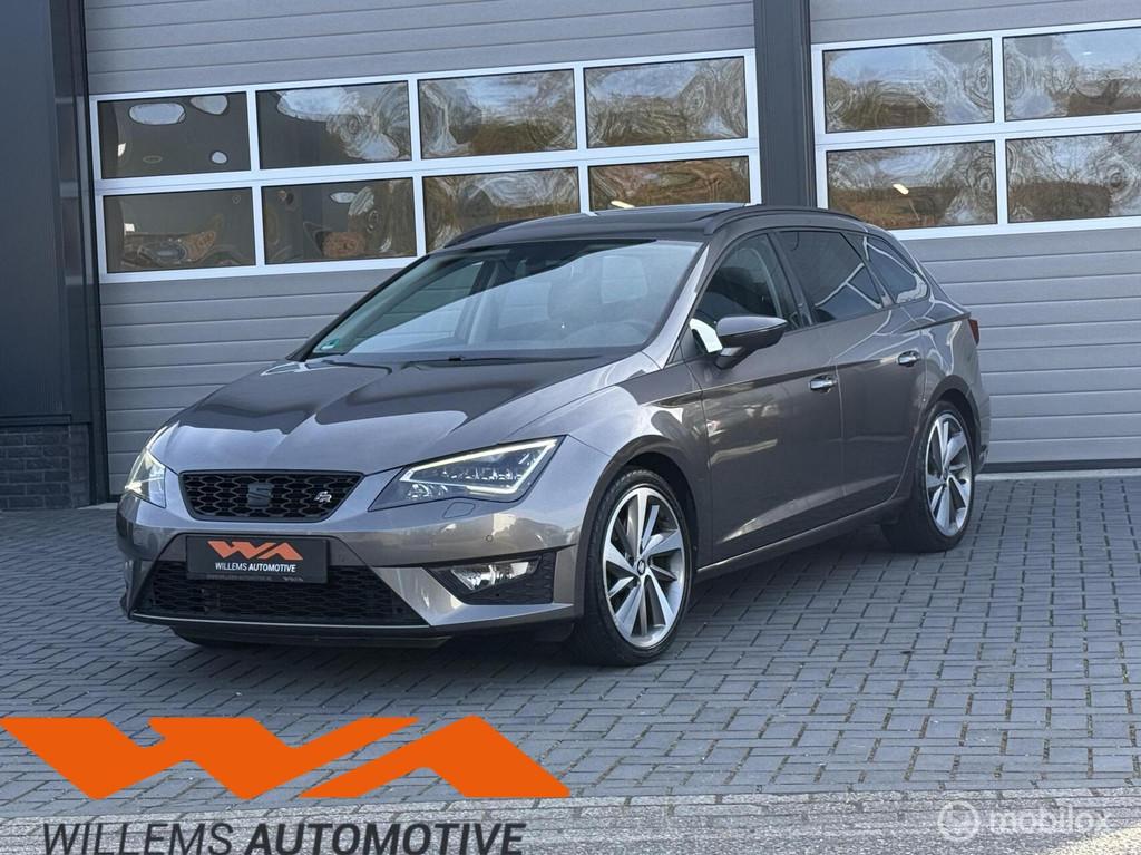 Seat Leon ST 1.8 TSI FR DSG-Pano-DCC-Trekhaak-Apple CarPlay, 1272 kg, Zwart, 4 cilinders, LED verlichting
