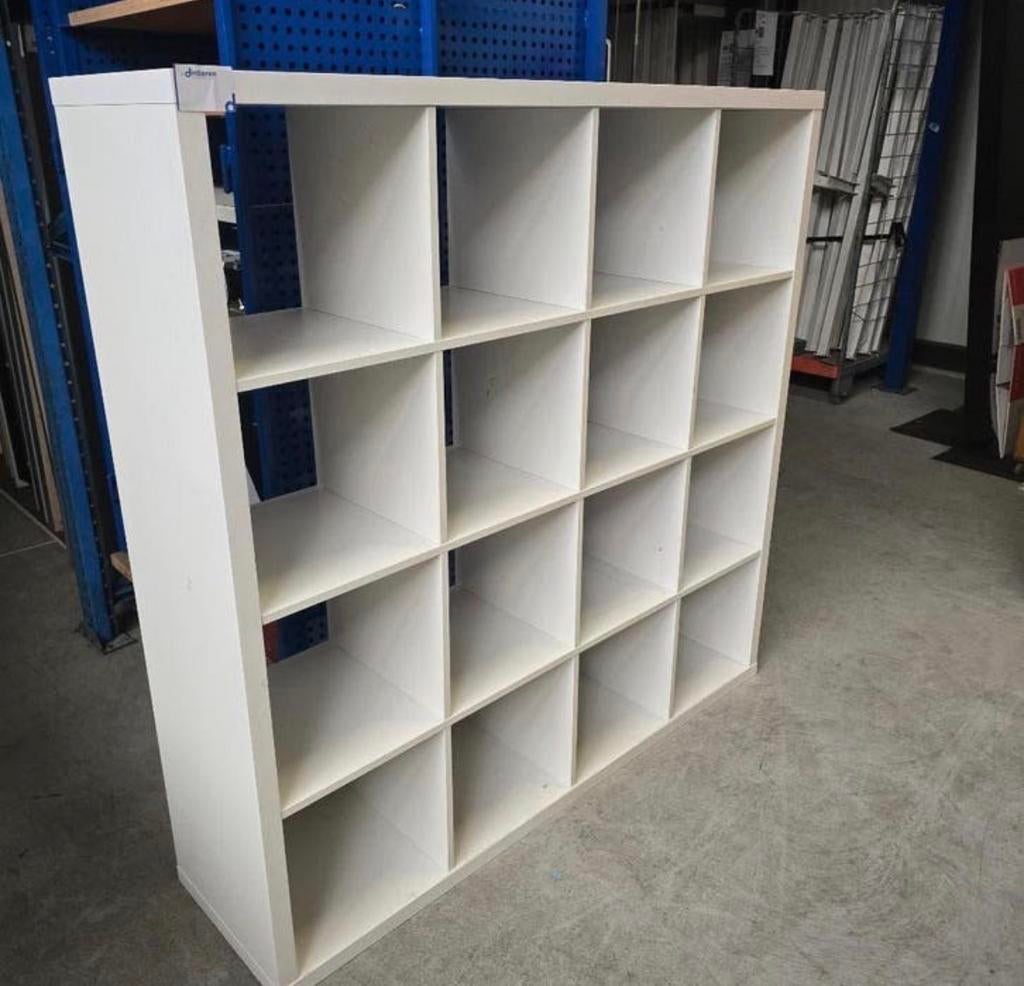 Witte Kallax-stijl vakkenkast met 16 vakken, Huis en Inrichting, Kasten | Overige, Gebruikt, Ophalen