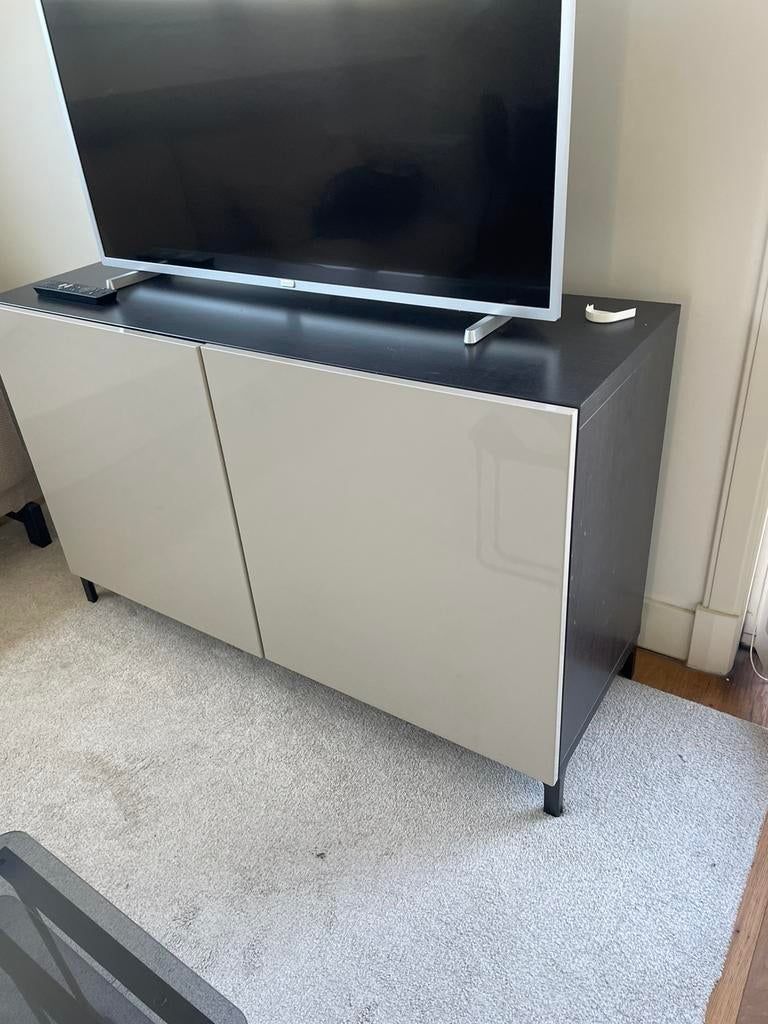 Ikea Besta Opberger - Lichtgrijs met Witte Deuren, Ophalen, 100 tot 150 cm, Zo goed als nieuw, Minder dan 100 cm