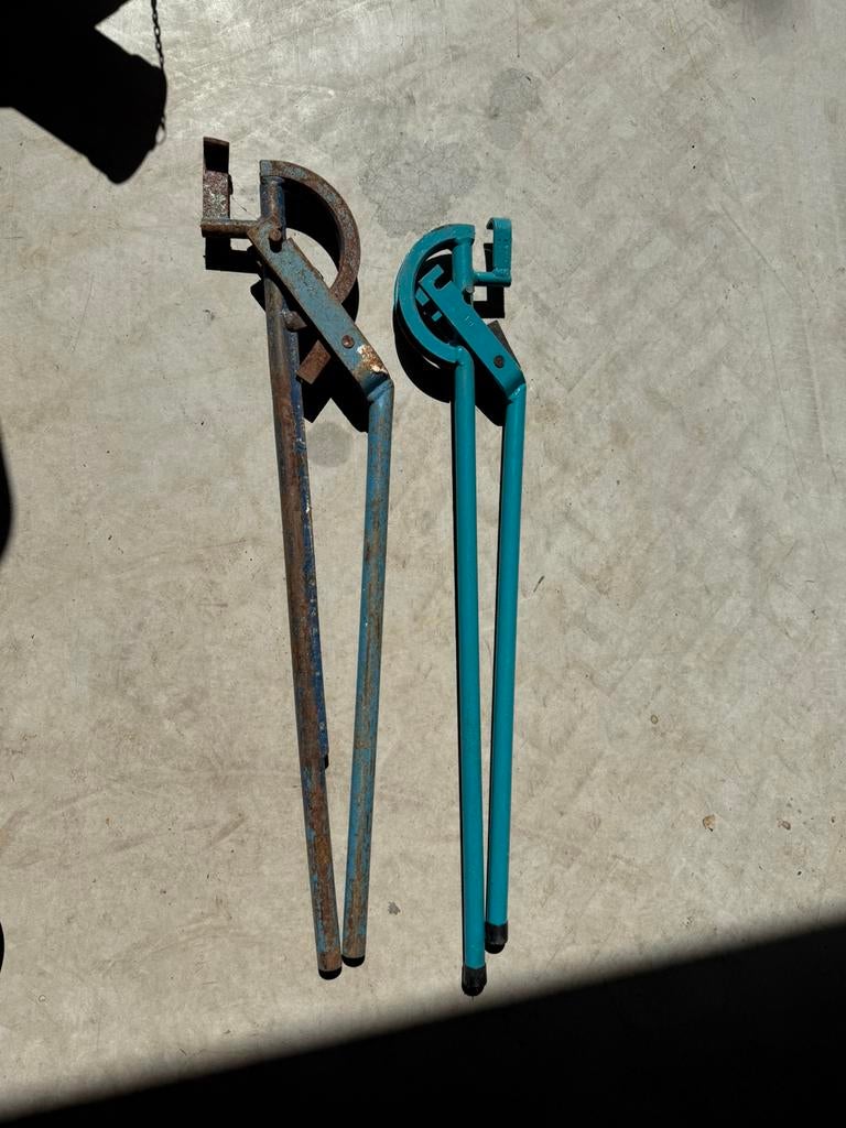 Buigijzer 19 en 22 mm en 12mm, Doe-het-zelf en Verbouw, Gereedschap | Handgereedschap, Ophalen, Gebruikt