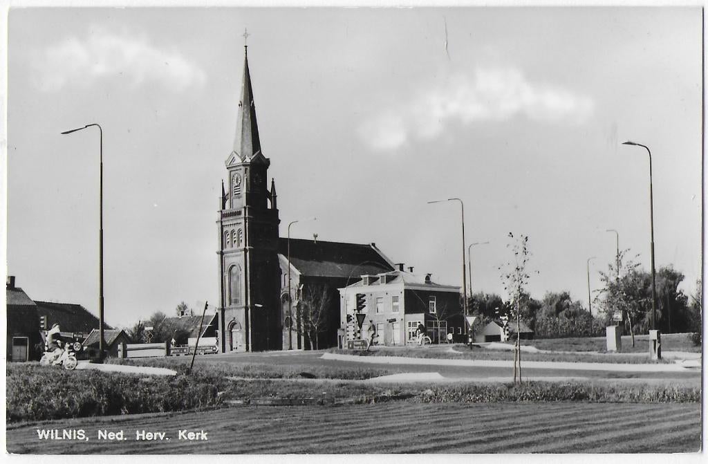 Wilnis Ned Herv Kerk Oude ongelopen Ansichtkaart (B3416 ), Ophalen of Verzenden, 1960 tot 1980, Gelopen