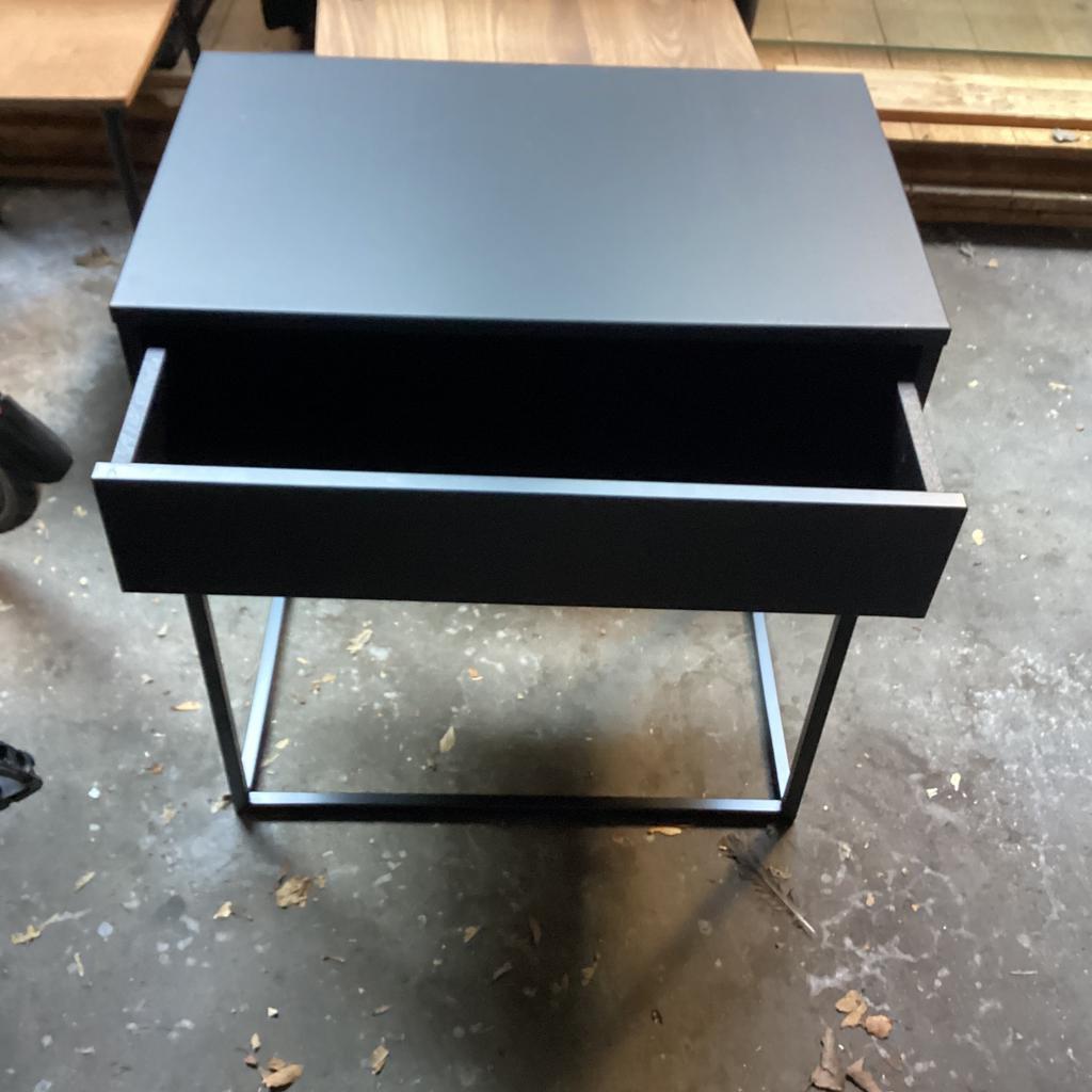 Nachtkastje ofSalontafel, Ophalen of Verzenden, Zo goed als nieuw, Minder dan 45 cm, 55 tot 70 cm