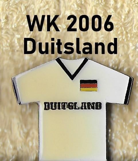 Sp6042 voetbal pin duitsland wk 2006, Verzamelen, Speldjes, Pins en Buttons, Ophalen of Verzenden, Zo goed als nieuw, Overige onderwerpen