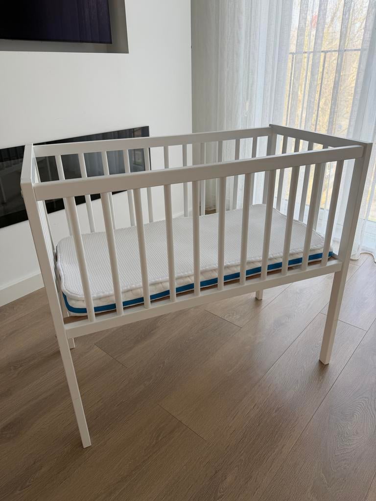 Wieg met gloednieuwe Aerosleep matras 80x50x4, Kinderen en Baby's, Babywiegjes en Ledikanten, Ophalen of Verzenden, Zo goed als nieuw