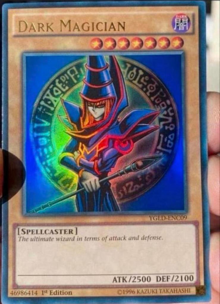 Yu-Gi-Oh! Dark Magician YGLD 1st Edition !, Hobby en Vrije tijd, Verzamelkaartspellen | Yu-gi-Oh!, Ophalen of Verzenden, Zo goed als nieuw