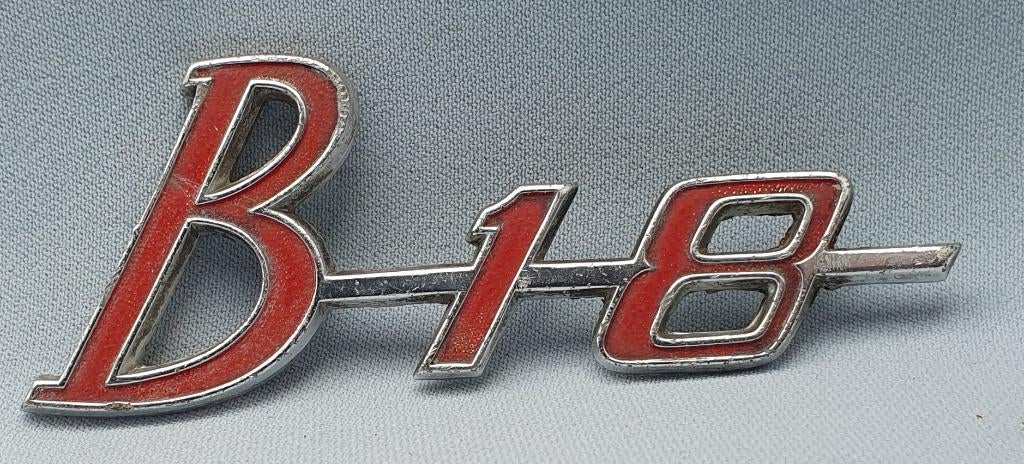 Volvo B 18 embleem 70er jaren, Verzamelen, Verzenden, Gebruikt, Auto's