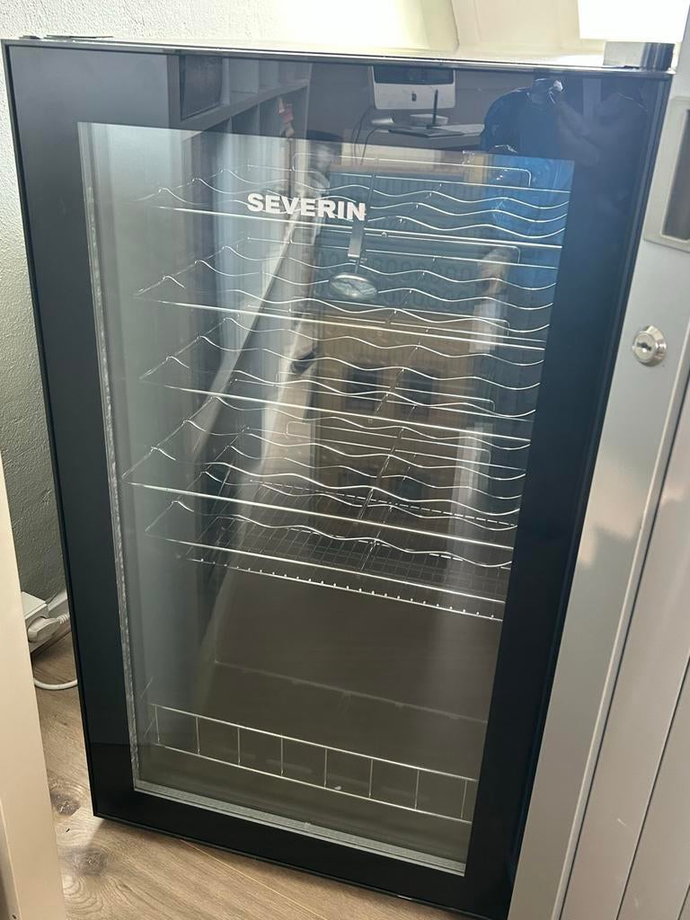Zo goed als nieuwe Severin Wijnklimaatkast, Witgoed en Apparatuur, Koelkasten en IJskasten, Ophalen, Zo goed als nieuw