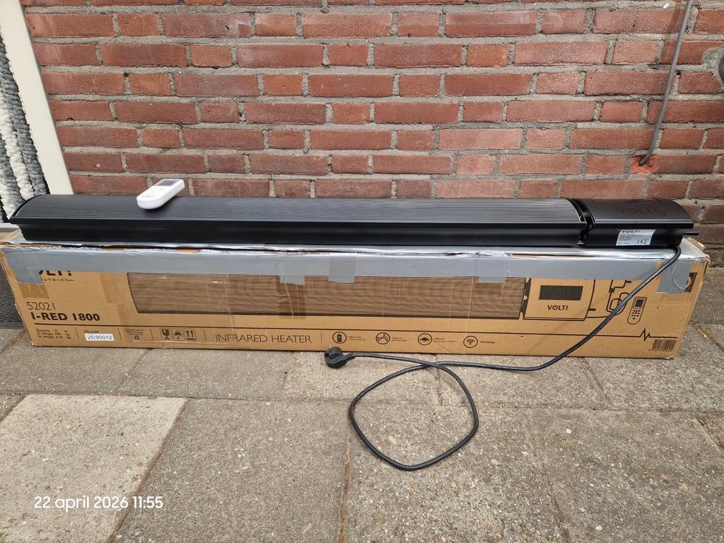 Infrarood heater VOLT! i-red 1800W - Zo goed als nieuw, Ophalen, Zo goed als nieuw, Elektrisch, Wand