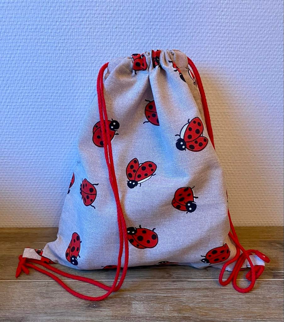 Leuke rugzak met lieveheersbeestjes, Overige merken, 25 tot 40 cm, Nieuw, Ophalen of Verzenden