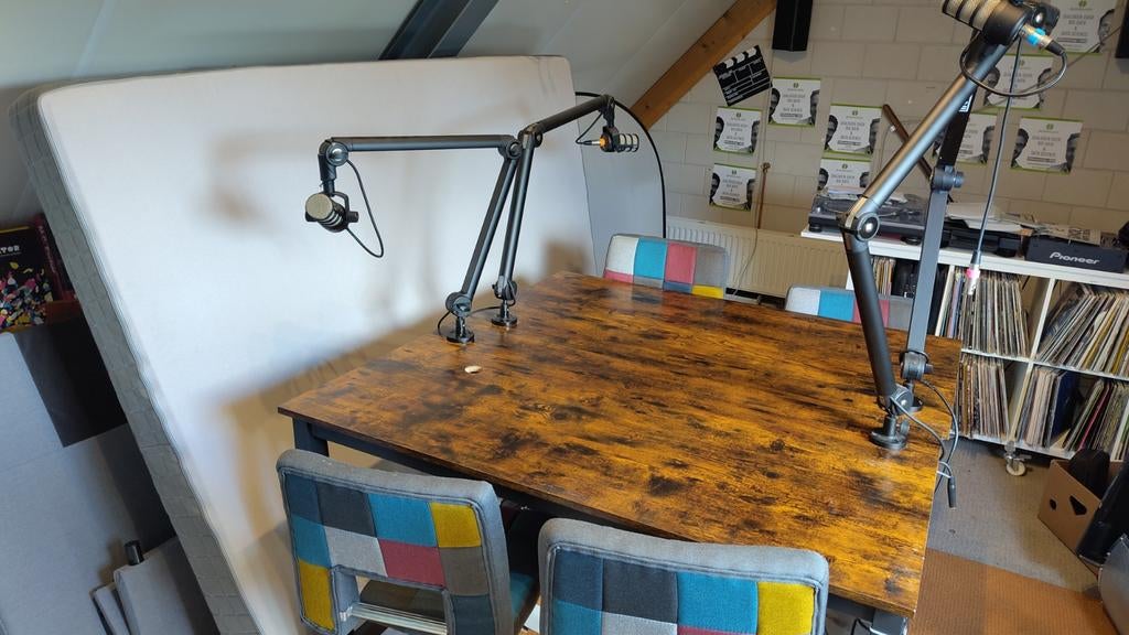 Complete Podcast Studio Meubels: Tafels, Krukken & Opties, Ophalen, Gebruikt
