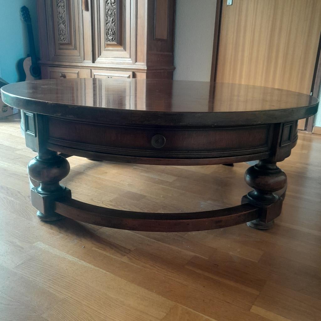 Antieke ronde salontafel, Ophalen