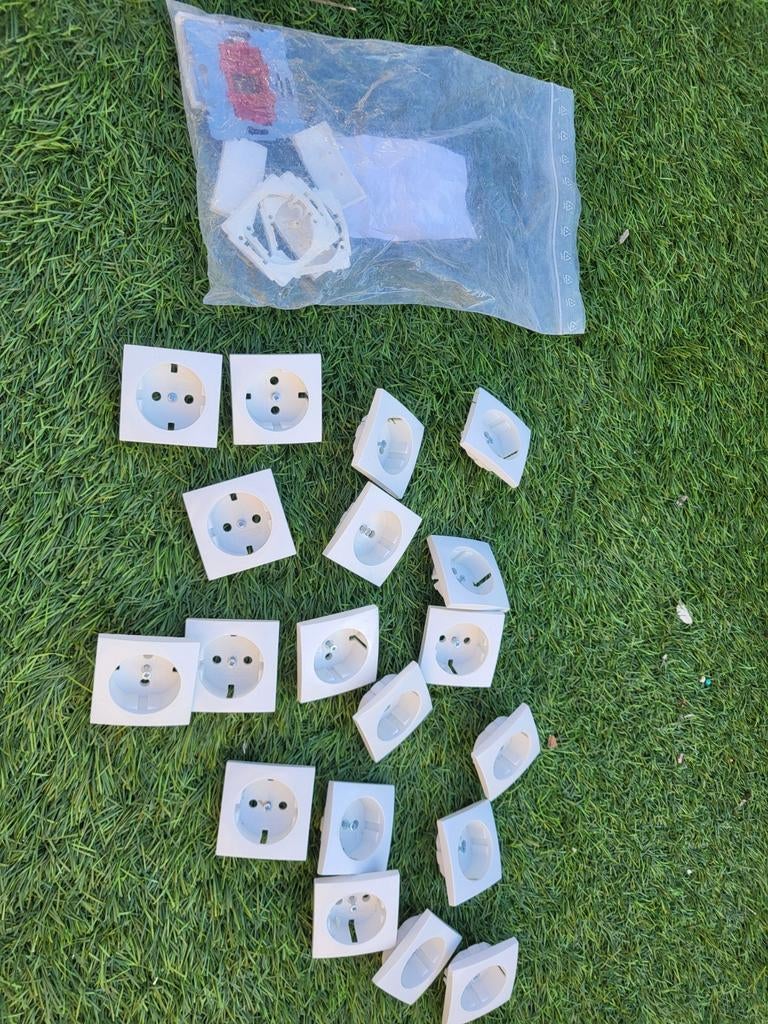 Schakelmateriaal Berker, Doe-het-zelf en Verbouw, Ophalen of Verzenden, Stopcontact