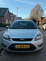 Ford Focus 1.6 74KW 5D 2009 Grijs, 1596 cc, Zwart, 4 cilinders, 100 pk